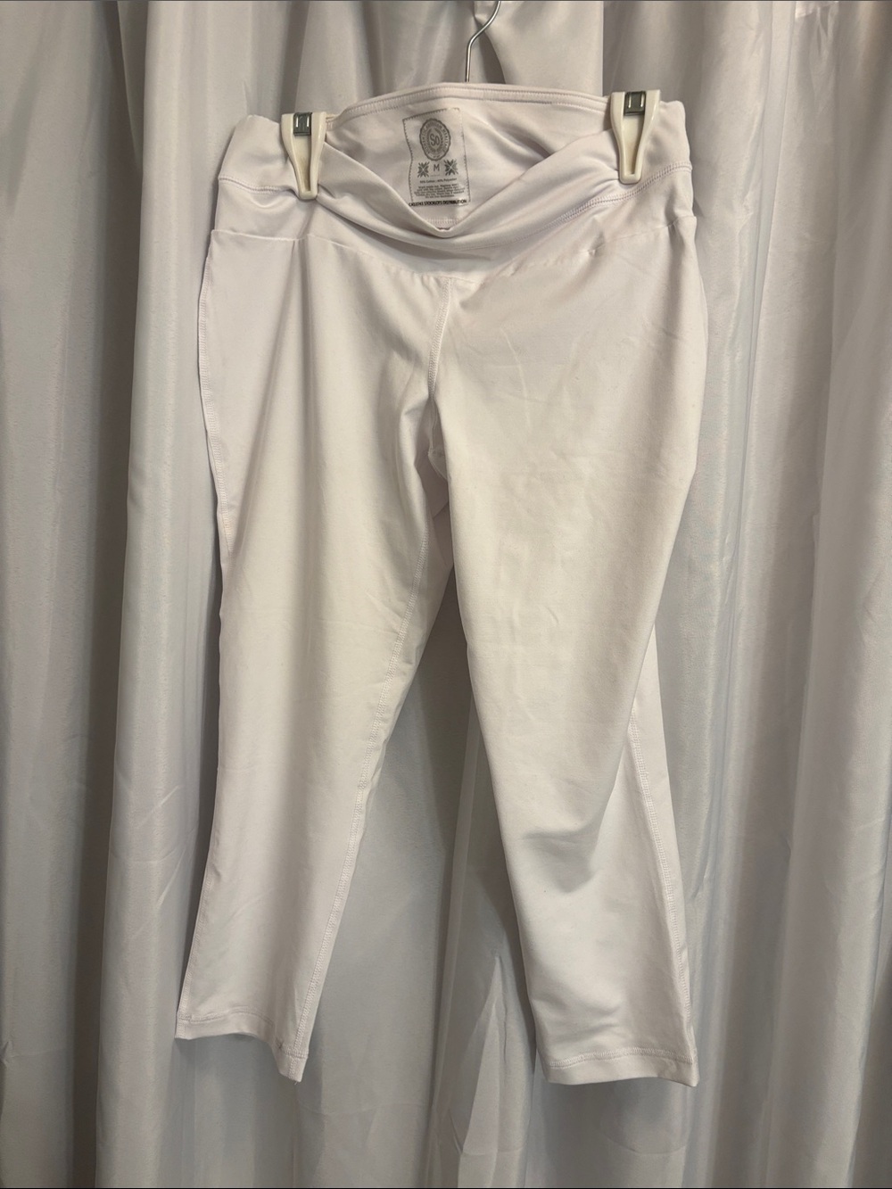 Authentic American Heritage White legging Capri Pants